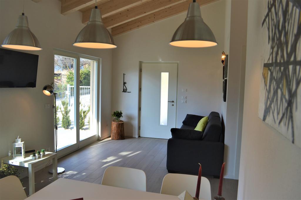 La Gazza Ladra Apartments - Garda Chill Out Drena Eksteriør billede