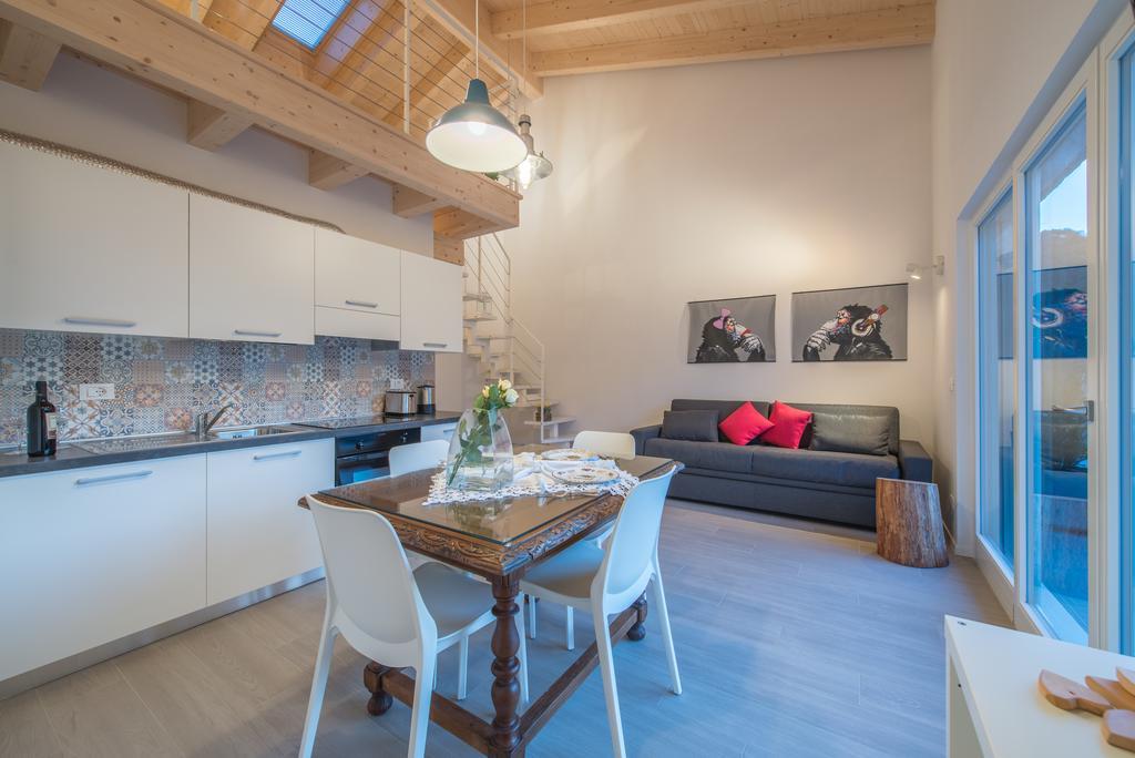 La Gazza Ladra Apartments - Garda Chill Out Drena Eksteriør billede